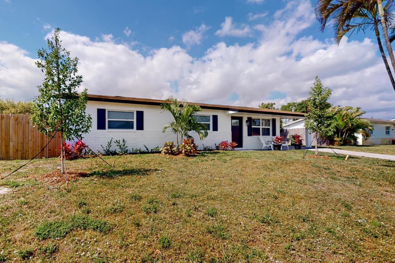 Villa Palm Dreams Greenacres City Exterior foto
