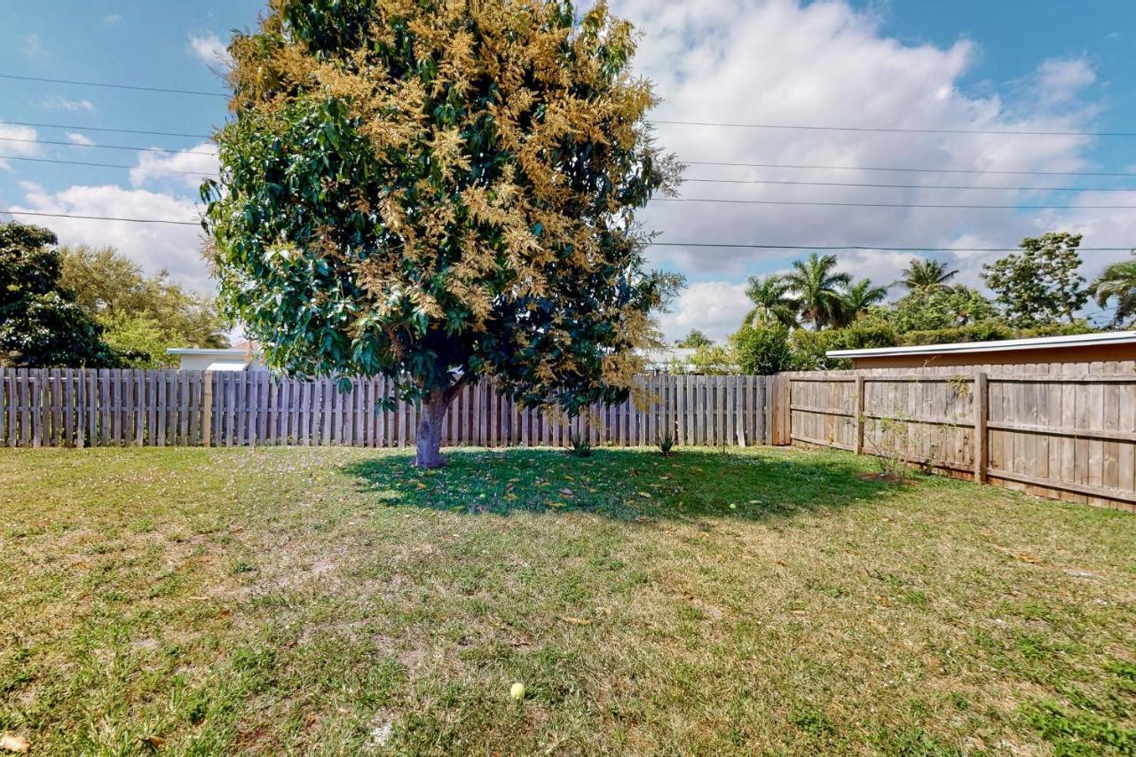 Villa Palm Dreams Greenacres City Exterior foto